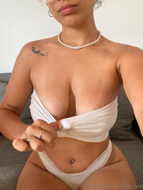 Lili Brn pornographic model gallery