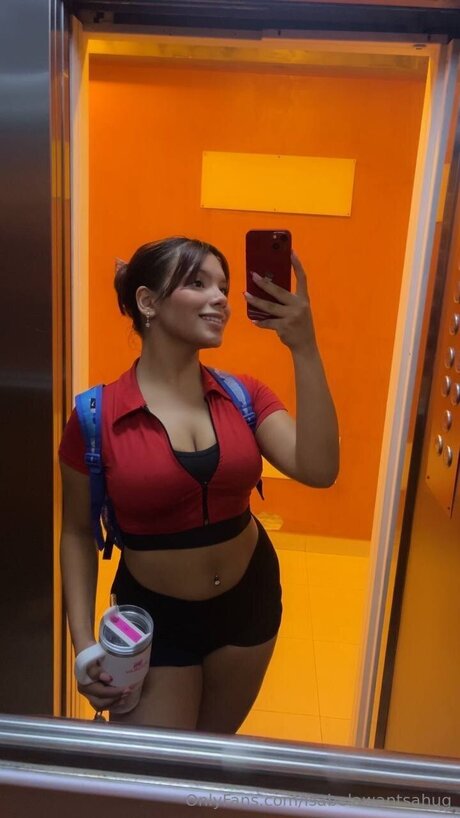 Isabelawantsahug erotic star img