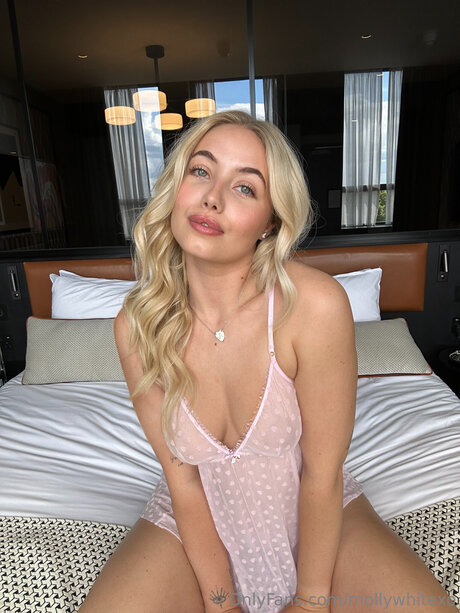 Mollyrose Xx nude star galleries