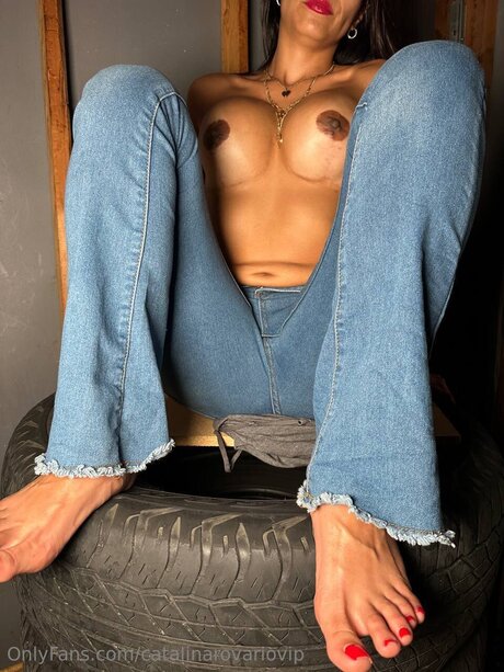Catalinarovariovip naked star gallery