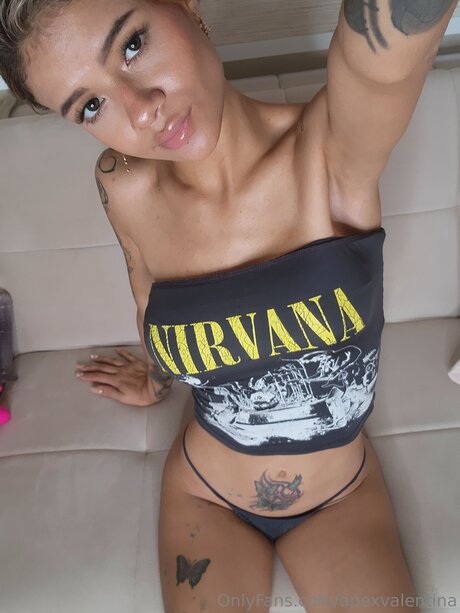 Apexvalentina hd actress photo