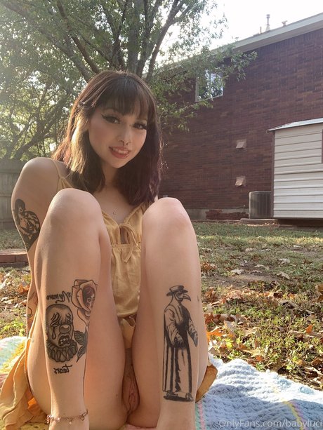 its baby luci star hot photos