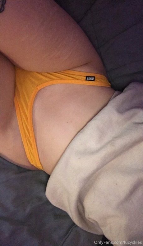 Lucyskyes naked actress gallery