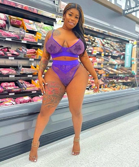 Chocolate Goddess star adult galleries