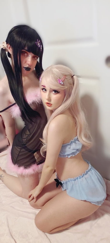 Peachie Sweetie high quality model photos