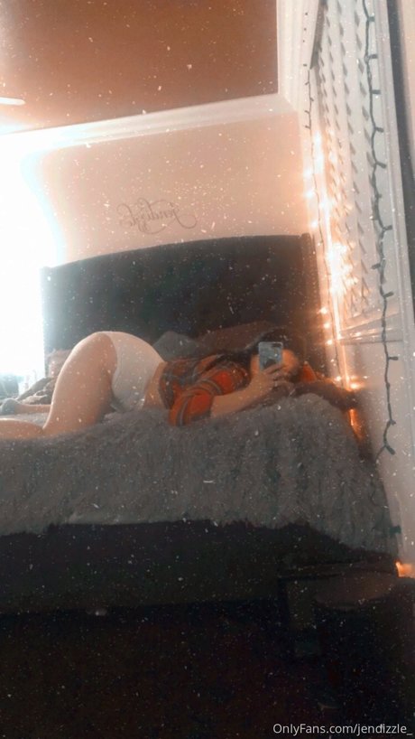 jendizzle_ art model image