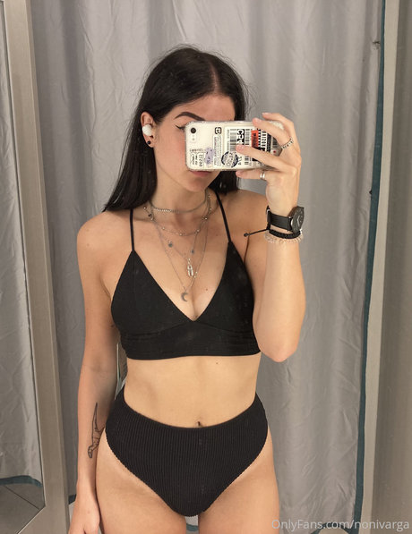 varganoni free model gallery