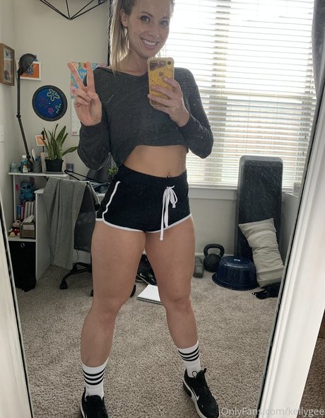 Kelly Gee beautiful pornstar photo