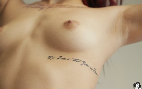 mahnee naked actress archive