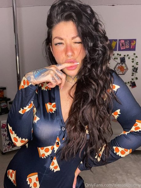 Ale Rose Bunny star erotic archive