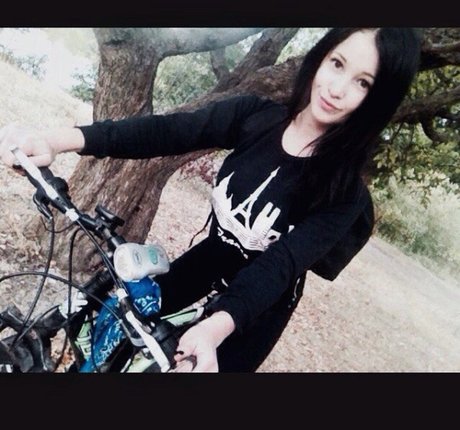 Ganja Babe best actress images