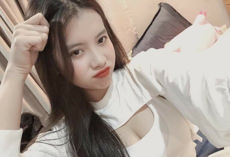 asian top onlyfans porn photos