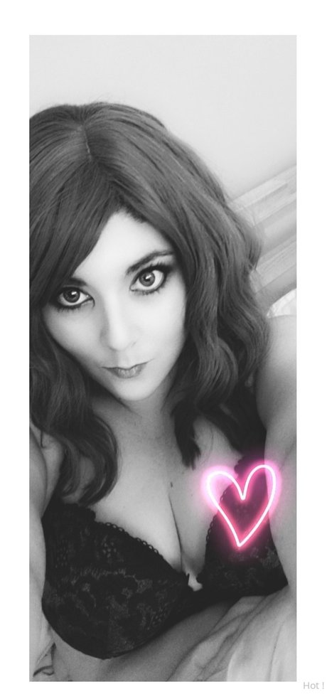 Lilly Tremblay beautiful model archive