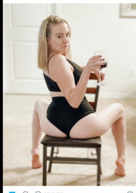 Elizabeth Castravet free model pic