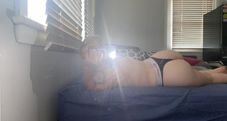 Midgey666 adult model images