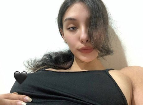 Juju Voulezj top star pic