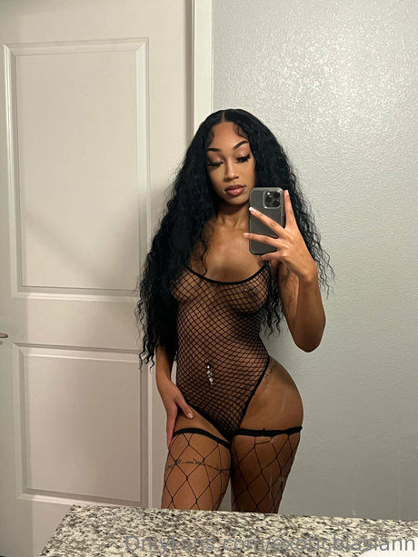 Exoticblasiann_ perfect actress picture