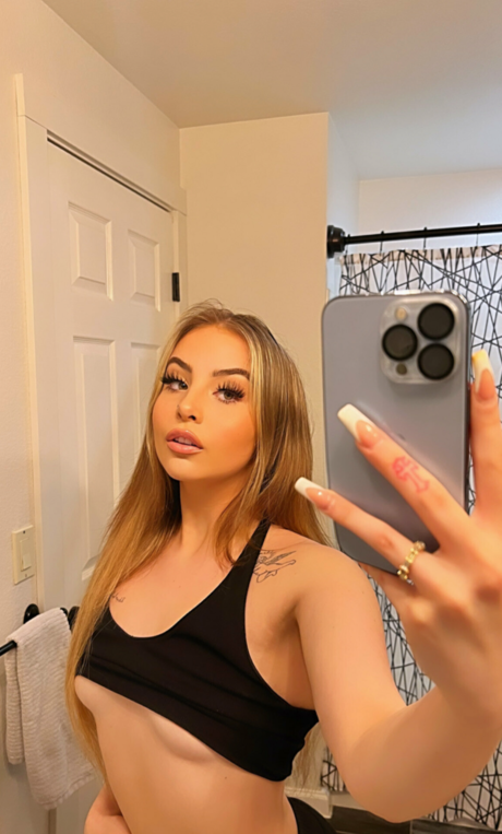 Kansas St Soccer star erotic img