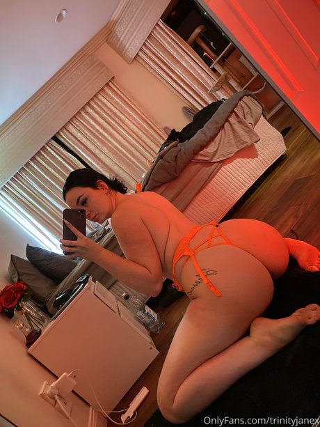 Trinity Jane perfect actress photos