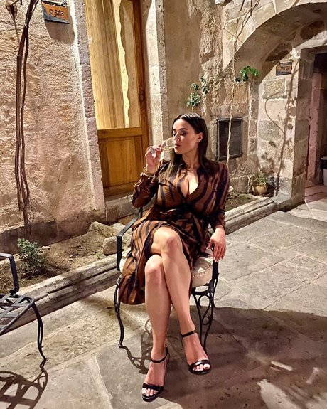 Olga Boiko_ art pornstar photo