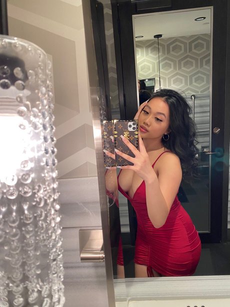 Adorenhi pornstar exclusive archive