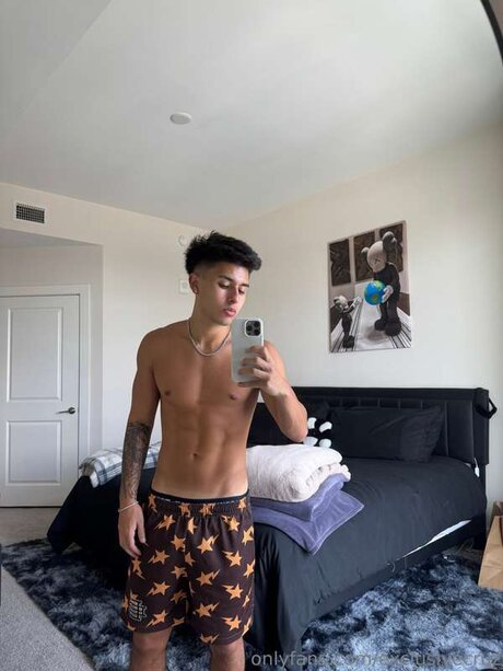 asian bodybuilder onlyfans art naked gallery