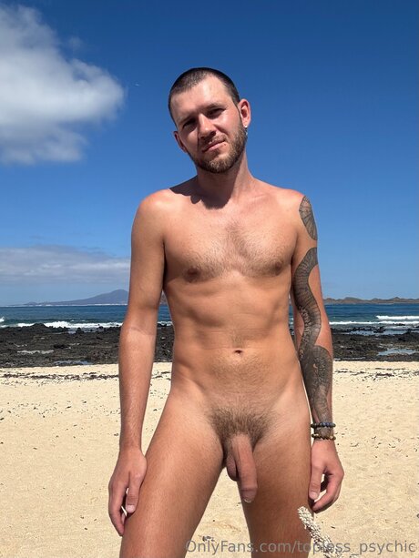 Topless Psychic nudes actress photos