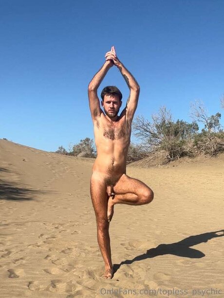 Topless Psychic xxx actress pictures