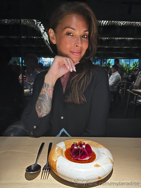 Myteradise best actress pictures