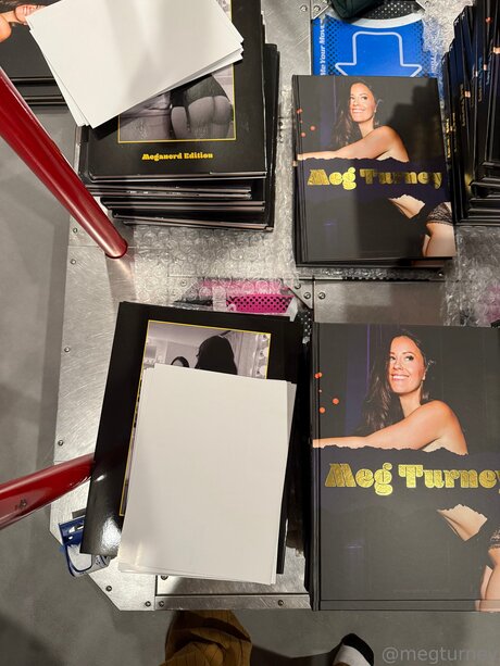 Megturney sexy model archive