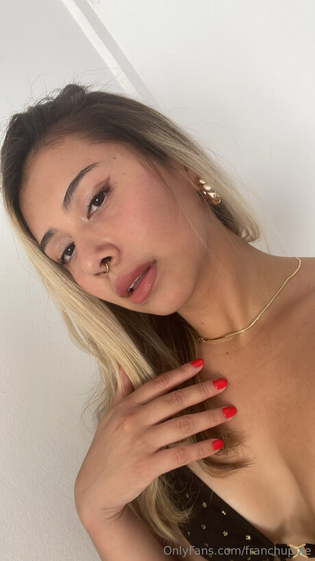 Franchupole sexy pornstar pics