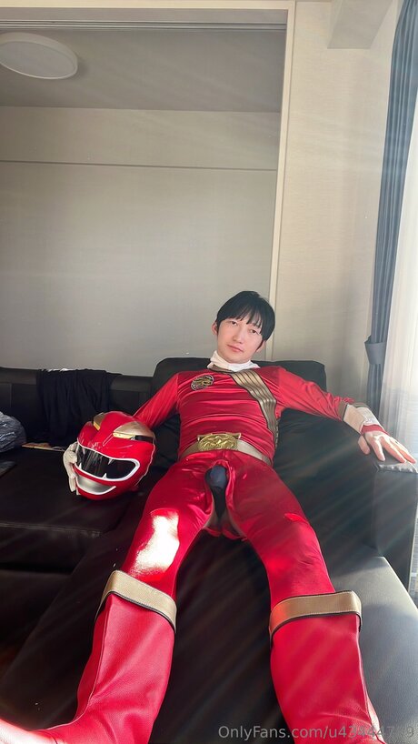 U43444789 model exclusive picture