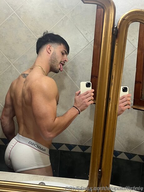 Elixxxofficfree high quality pornstar picture