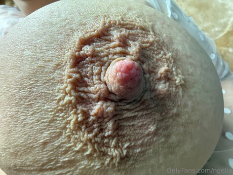 shemale handjob onlyfans hot sexy picture