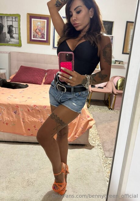 Bennygreen Official pornstar pretty img