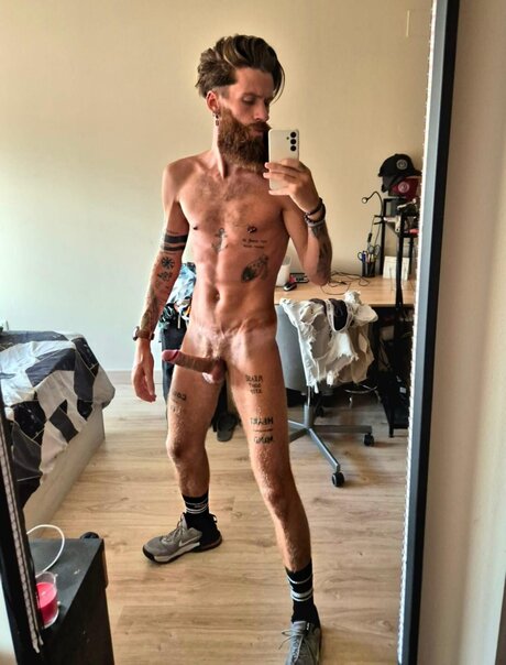 Freeboygym free model pictures