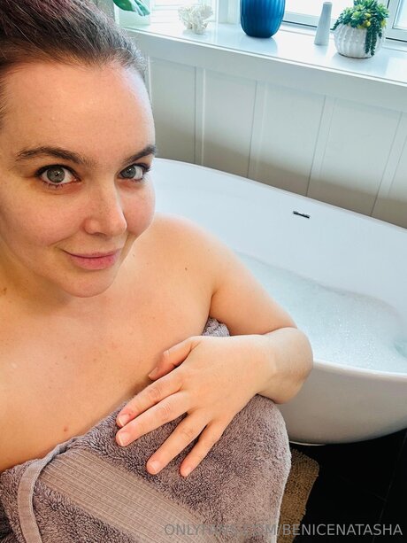 Benicenatasha model xxx img