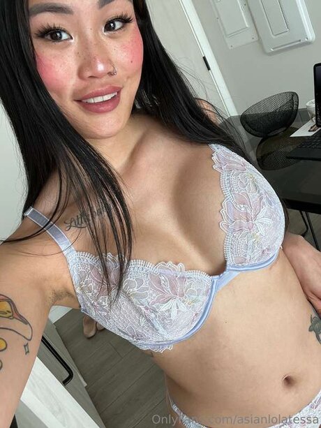 Asianlolatessa nude pornstar galleries