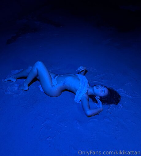 Kikikattan naked model images