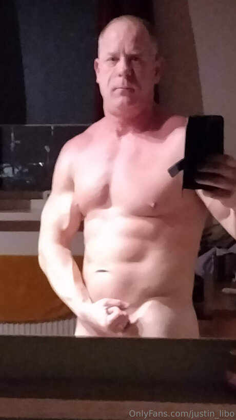 Justin Libo beautiful star img