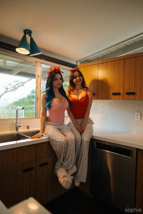 Sophiemudd nudes pornstar archive