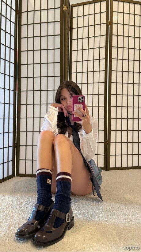 Sophiemudd xxx model image