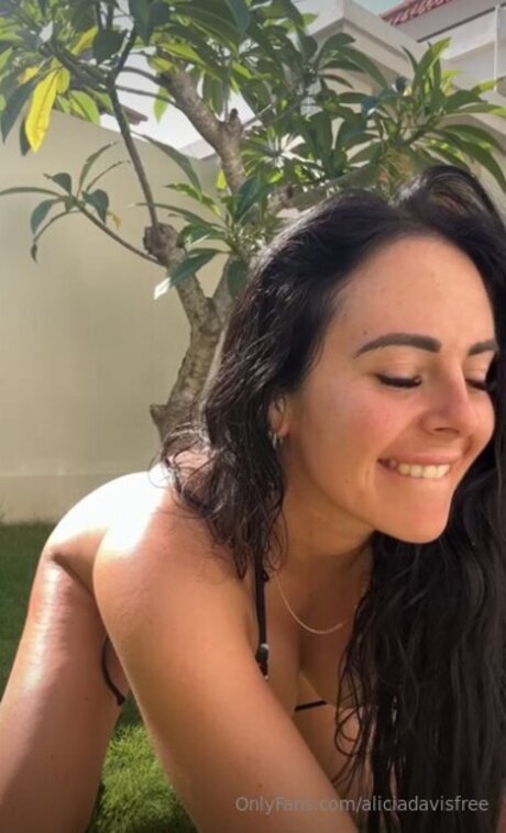 Aliciadavisfree star hot galleries