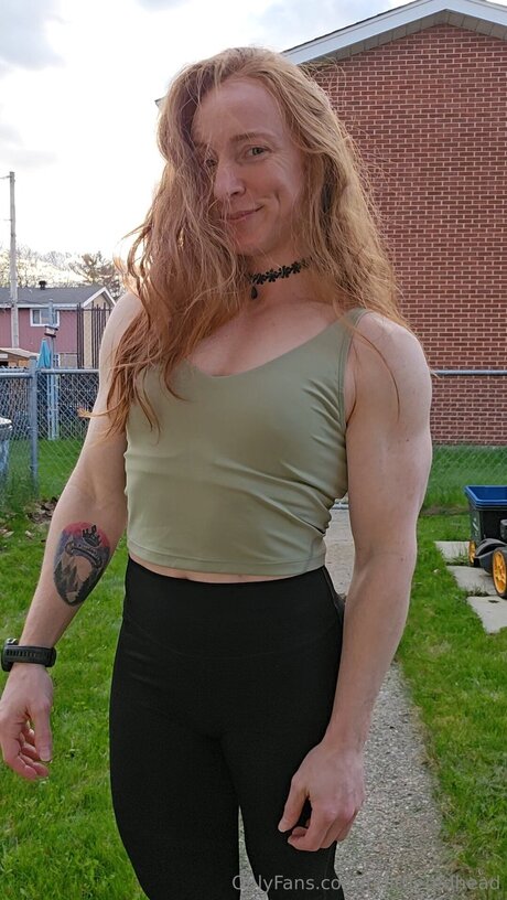 Fitlittleredhead erotic actress pictures