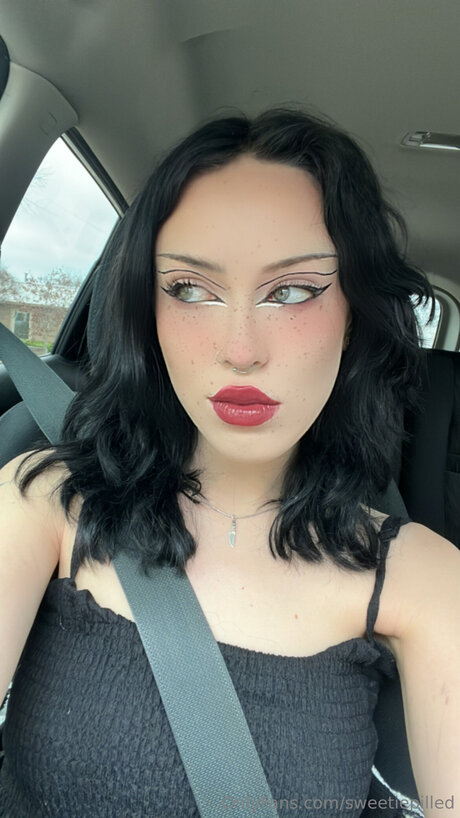 Sweetiepilled pornstar naked pic