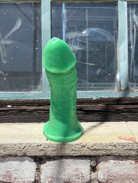 Girthbrooks Official adult actress pic