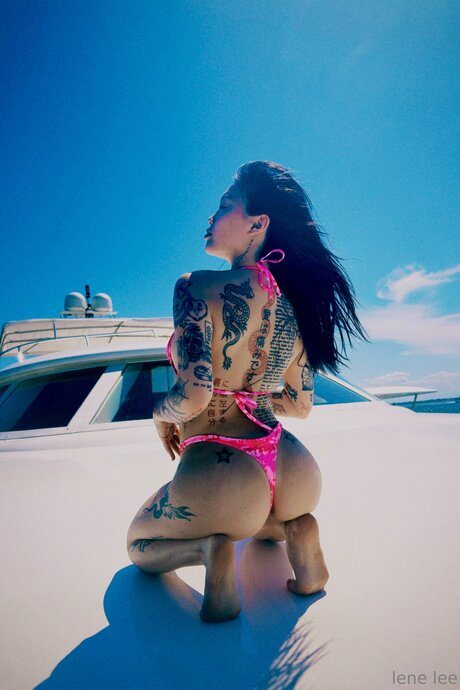 Lenerox pornstar hot pics