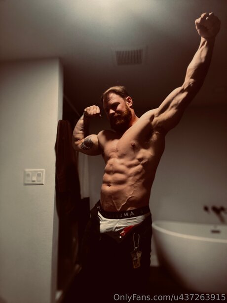 U437263915 high quality actress img