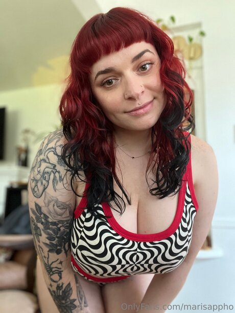 Marisappho nude model pictures