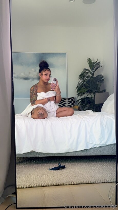 Kkvshfeet star adult archive